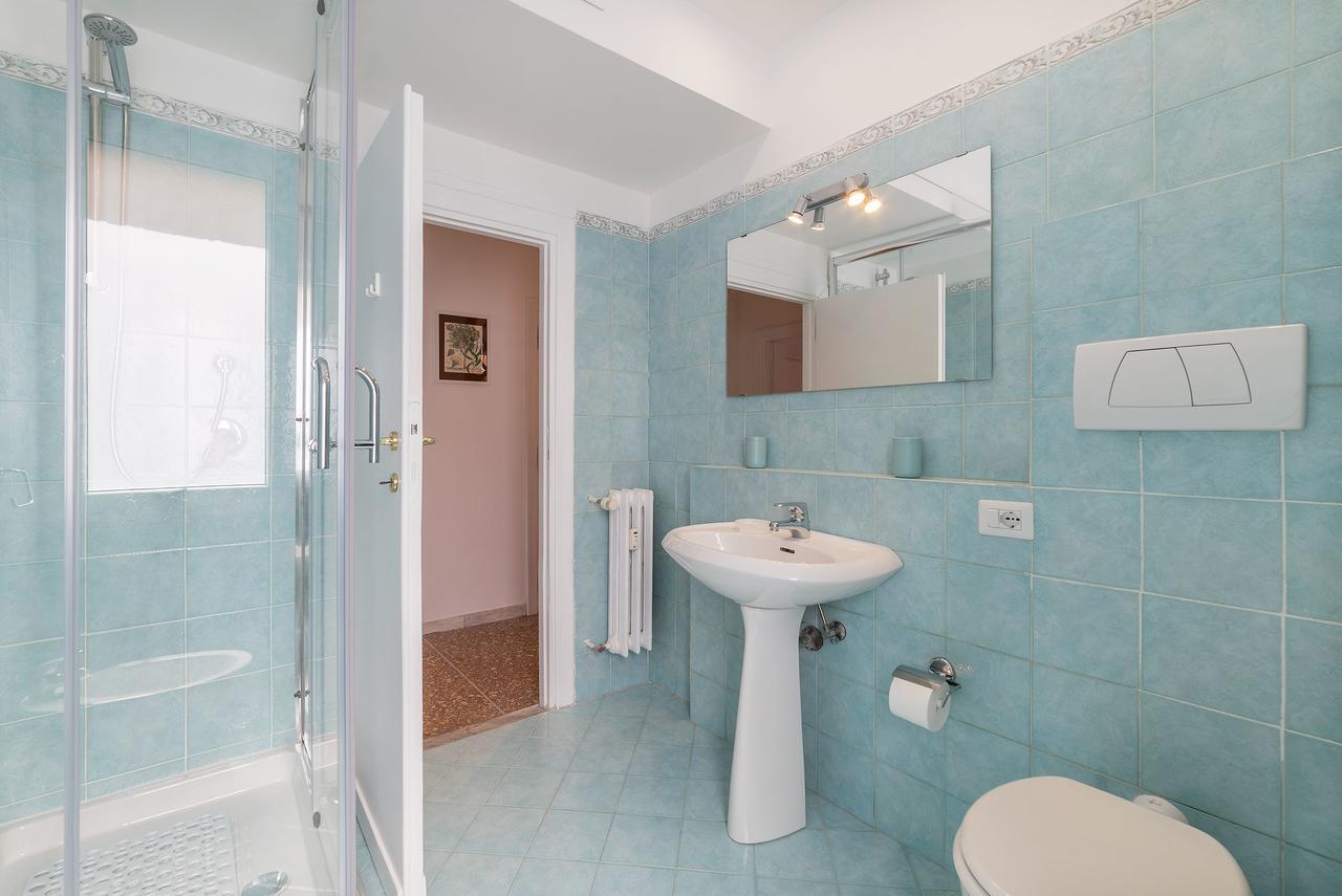 Red & White Vatican Apartment روما المظهر الخارجي الصورة
